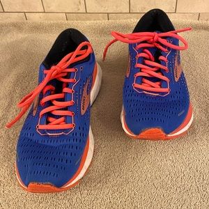 Brooks women’s Ghost 13 size 8.5